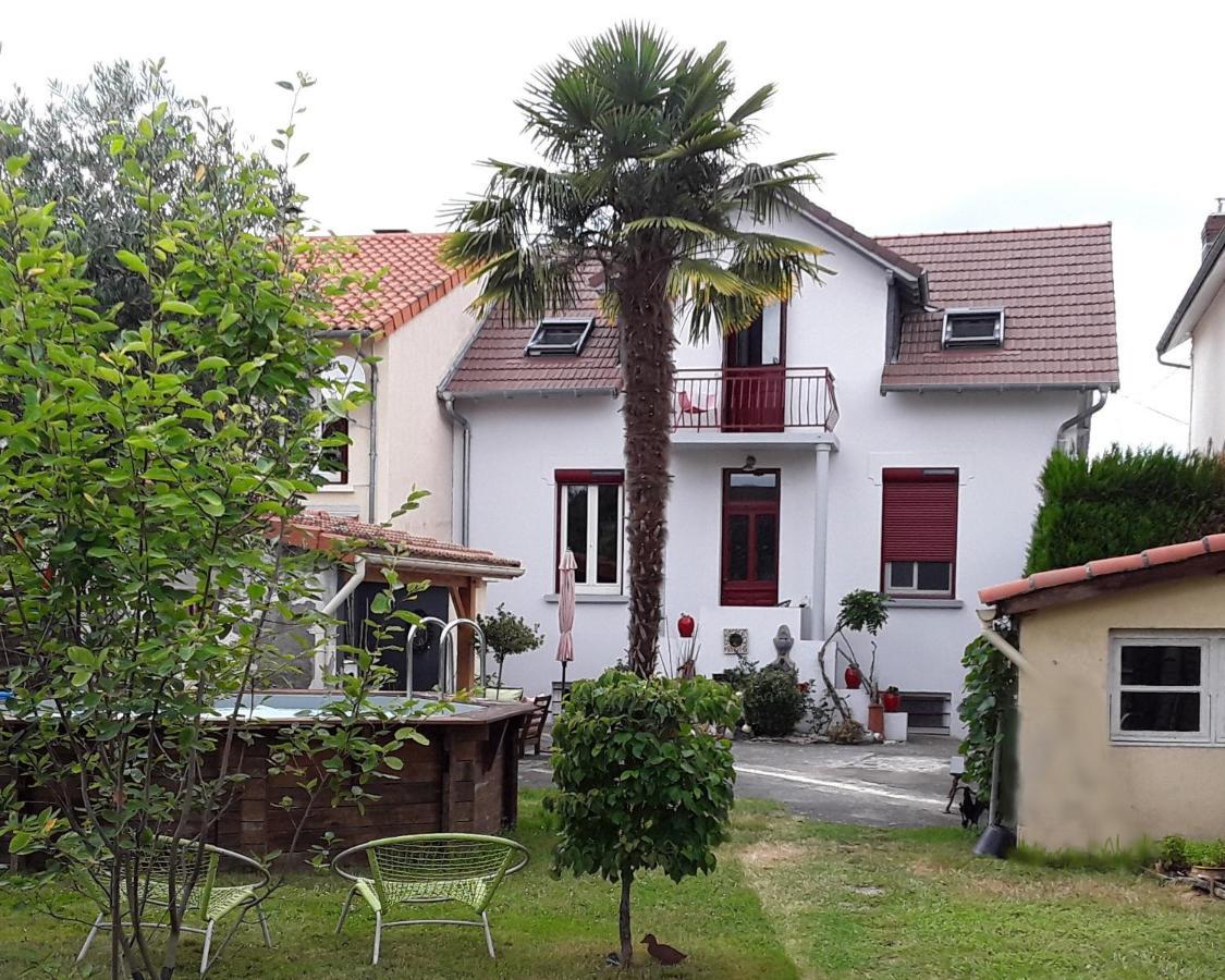La Maison De Sylvie, Chambres D'Hotes A Tarbes Esterno foto