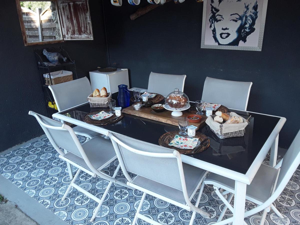La Maison De Sylvie, Chambres D'Hotes A Tarbes Esterno foto